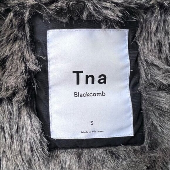 Aritzia TNA Blackcomb Black Parka Hooded Jacket Size Small Winter Coat Faux Fur - Picture 14 of 16